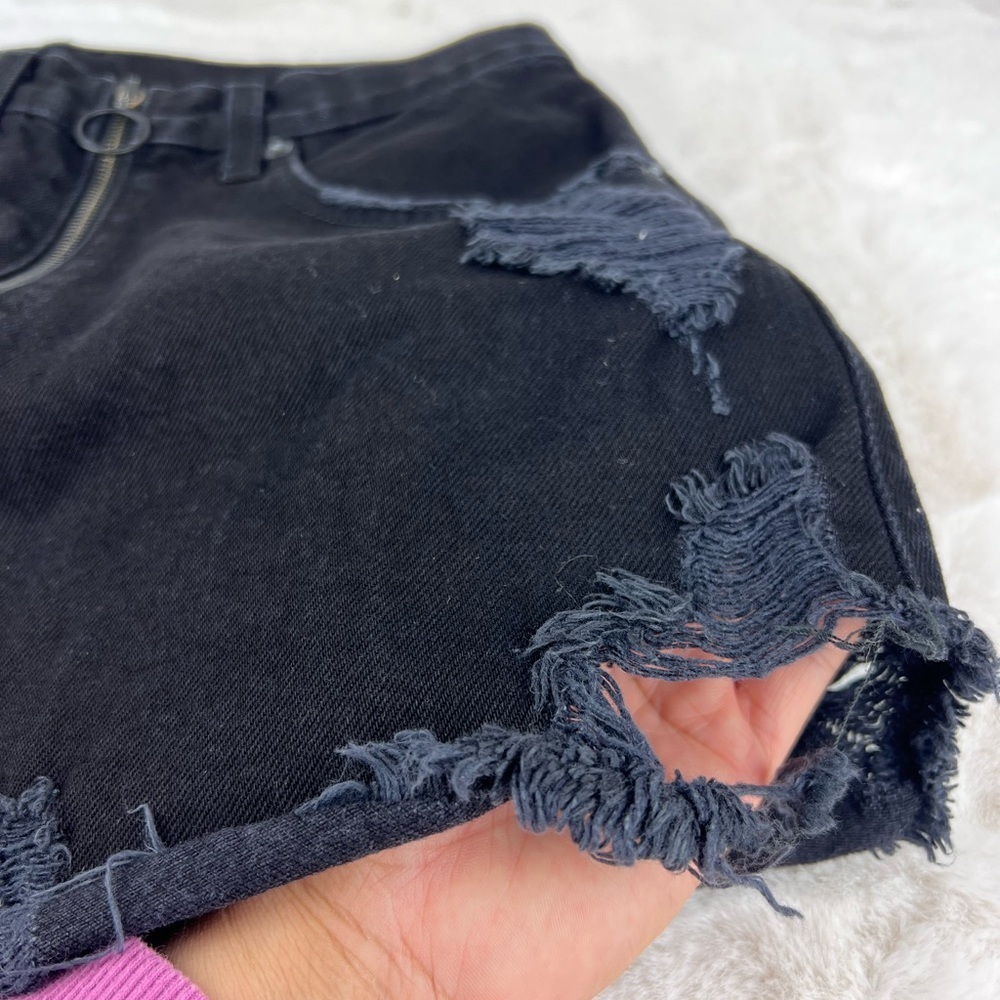 Carmar Los Angeles Black distressed Denim Zipper Skirt Size 27 - Picture 6 of 9